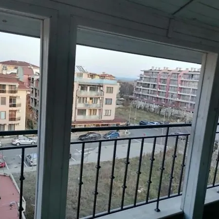 Fancy Flat In Nessebar アパート